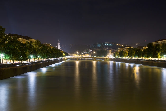Verone - 307 - Fleuve Fiume Adige